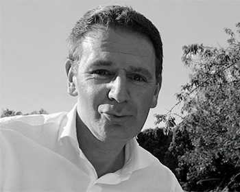 Daniel-Roa-Cole_BW_crop-350x280